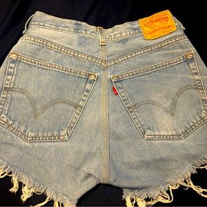 Women’s Levi shorts